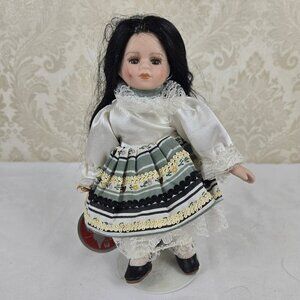VTG Dolls of the World Collection Petite Porcelain Doll "Peru" by Barbara Lee